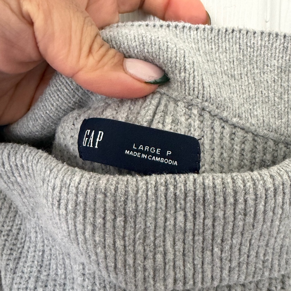 GAP Light Gray Ribbed Knit Sweater Set - Picture 5 of 5